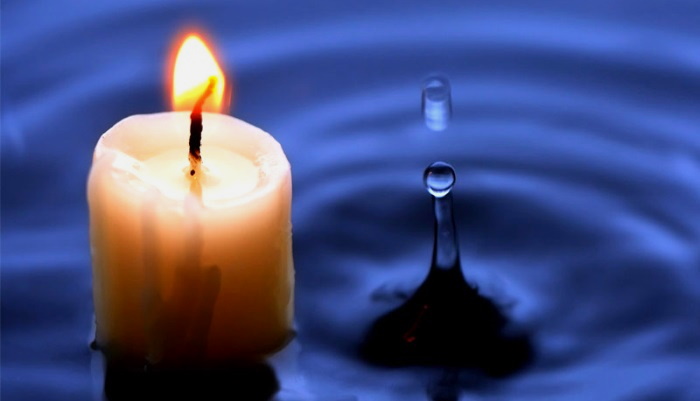 свеча, вода