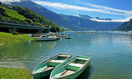 К чему снится лодка на воде сонник